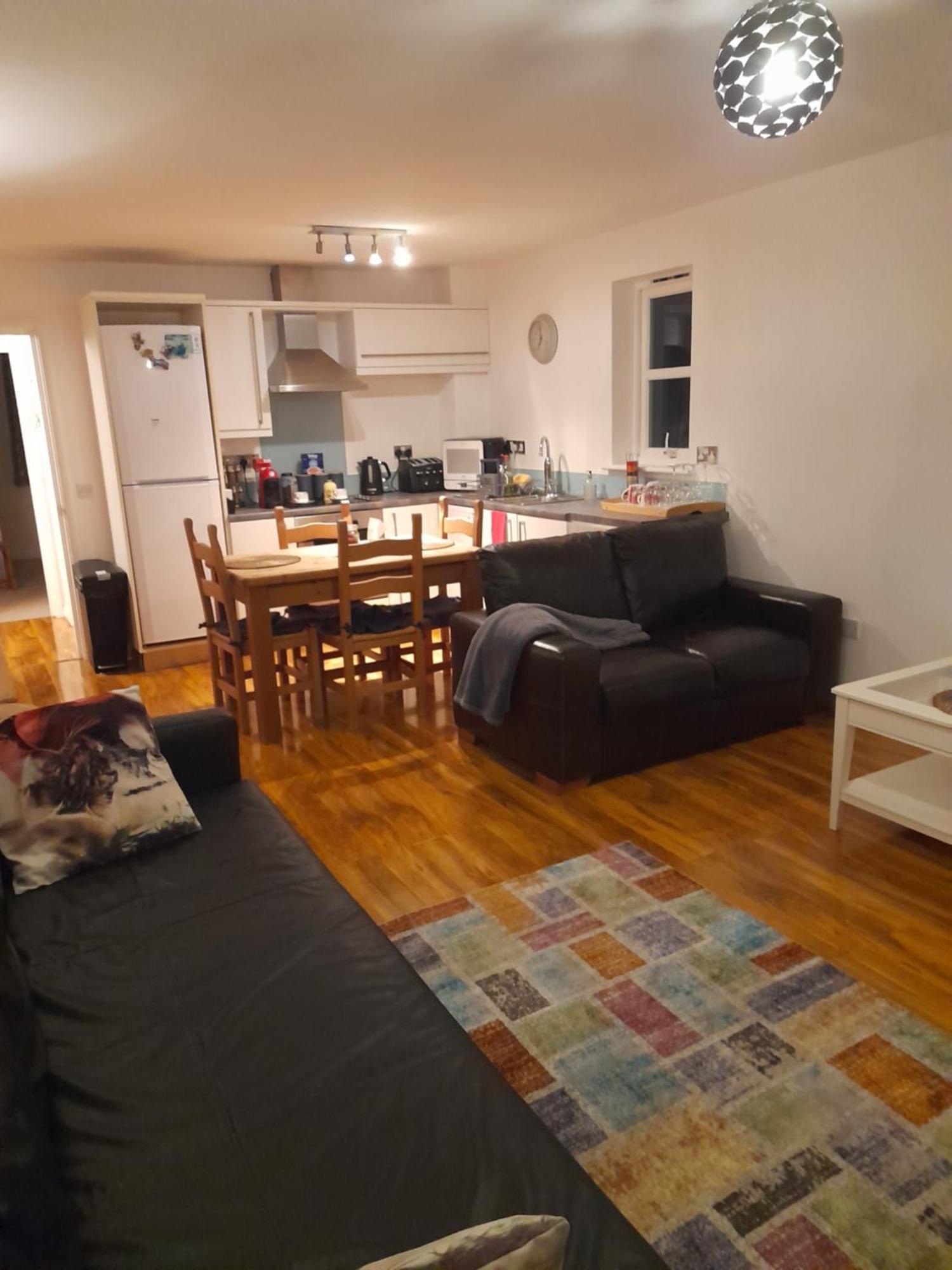 Glastonbury Town Center-Entire Apartment Ngoại thất bức ảnh